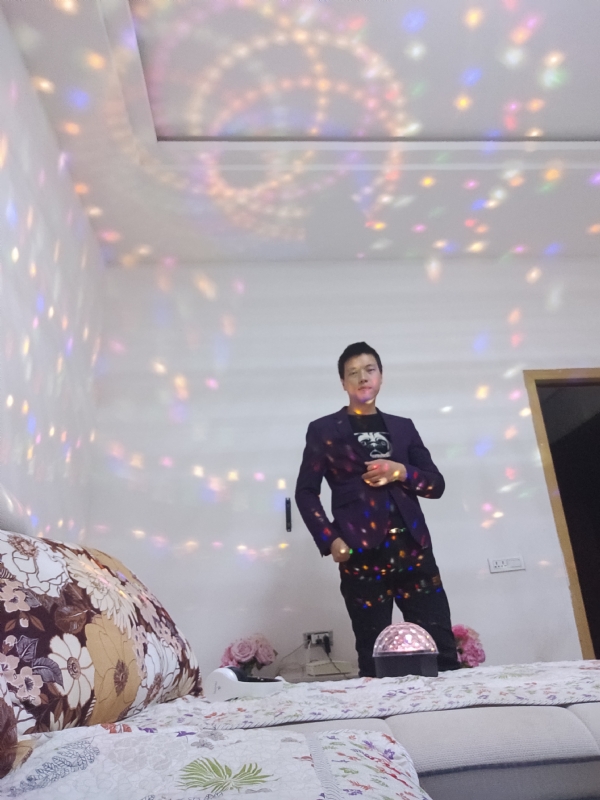慕凡的第一张照片--广州上门女婿服务网